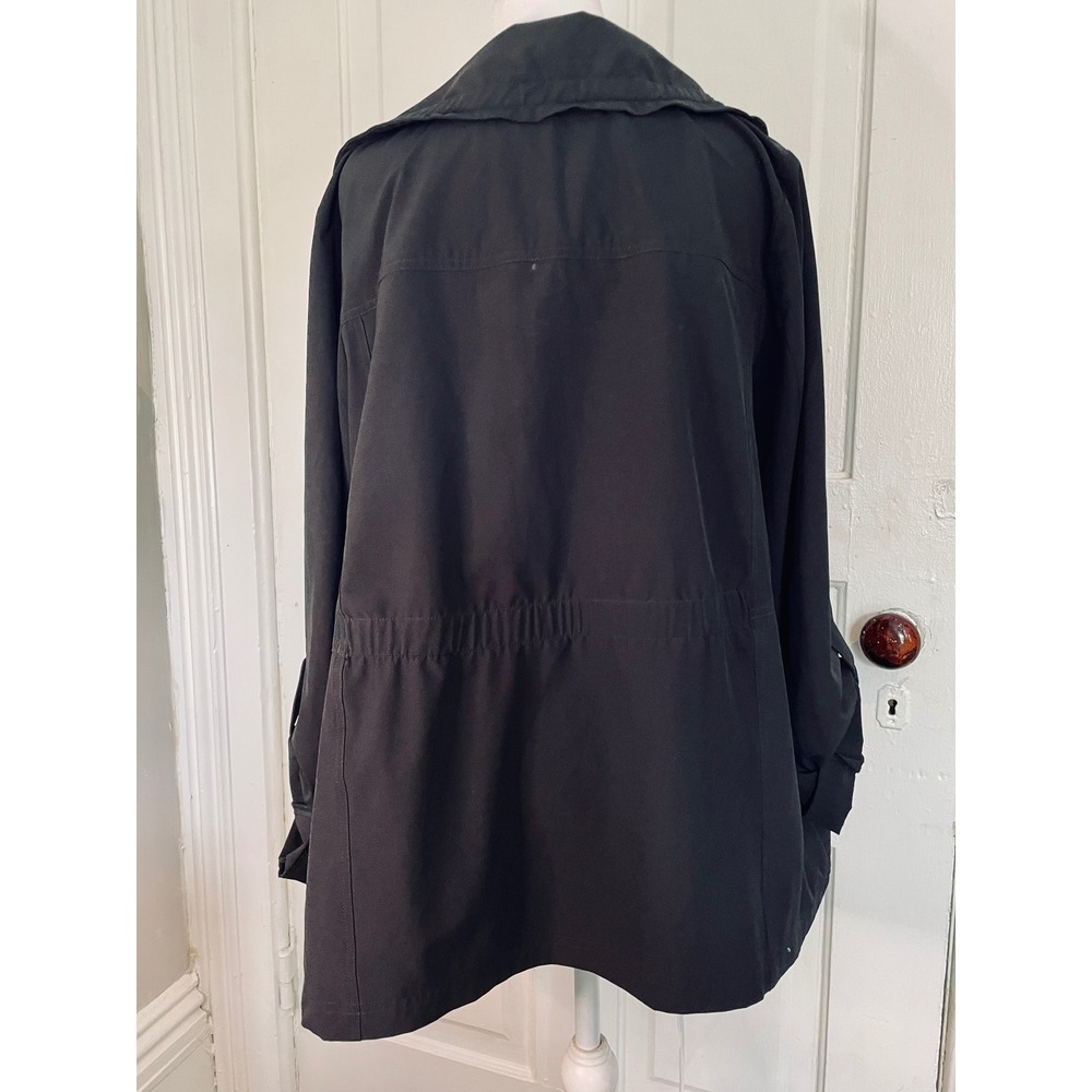 Laura Ashley Plus 2X Black Lightweight Jacket Zipper Pockets Roll Tab Sleeve - Picture 2 of 8